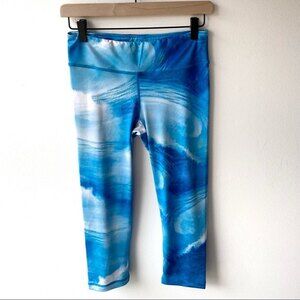Live Love Dream Blue Wave Print Cropped Leggings size M Medium